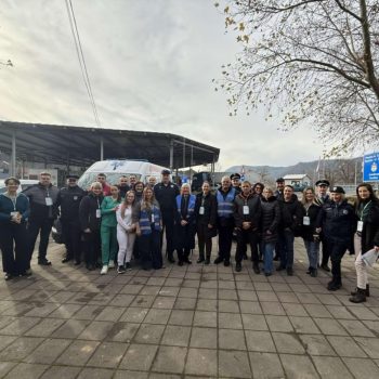 2d718e99-6ddd-44c3-aa96-cd4bad39557e